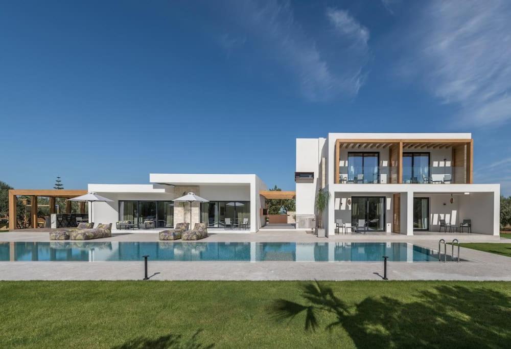 Luxury Brand New 8 Bd Olive Sun, Close To The Kato Gouves